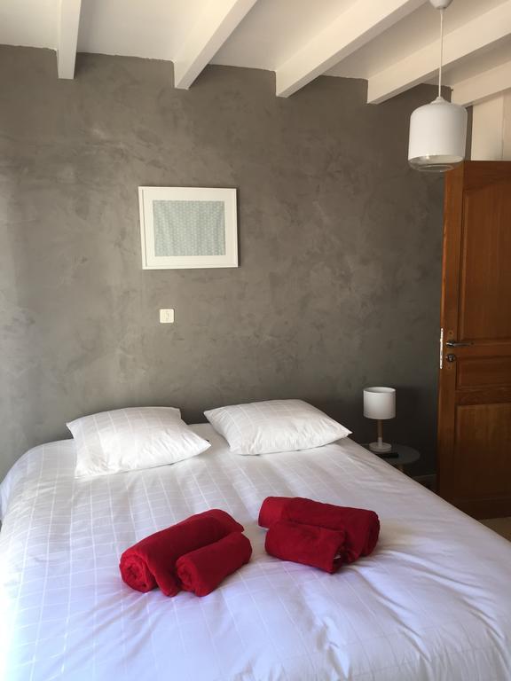 Chambres D'Hotes Des Tours A La Rochelle La Rochelle  Ngoại thất bức ảnh